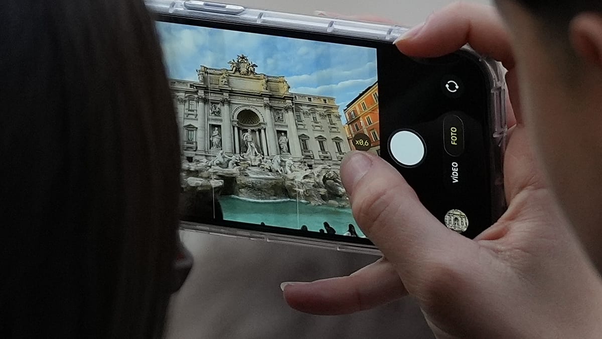 Italy Leads European Tourism in 2026: Calabria and Sardinia See Surge