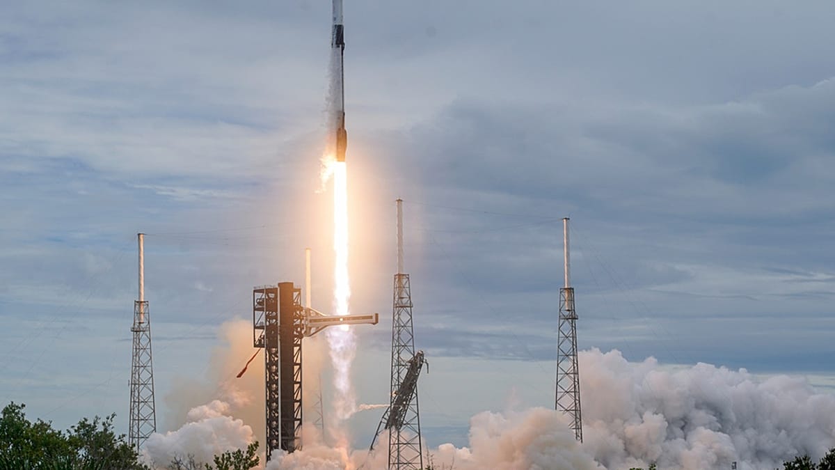 Japan's H3 rocket launches MMX probe to retrieve Phobos samples