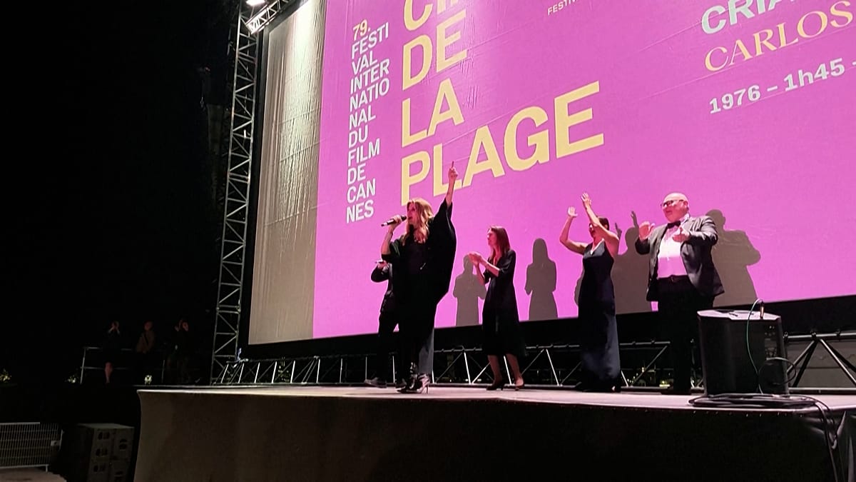 Jeanette Revives 'Por qué te vas' at Cannes for 'Cría Cuervos' 50th Anniversary