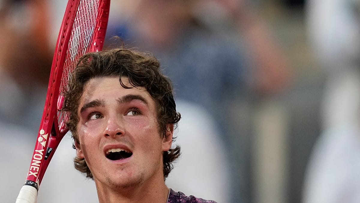João Fonseca Stuns Djokovic in Five-Set Roland Garros Thriller