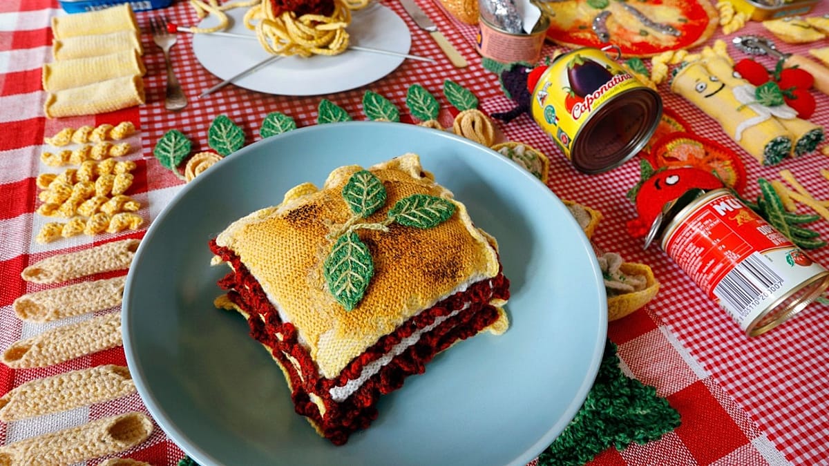 Knitted Italian feast: London gallery serves up yarn-based cuisine