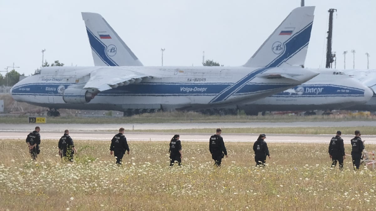 Kremlin hybrid attacks push Europe toward tougher response