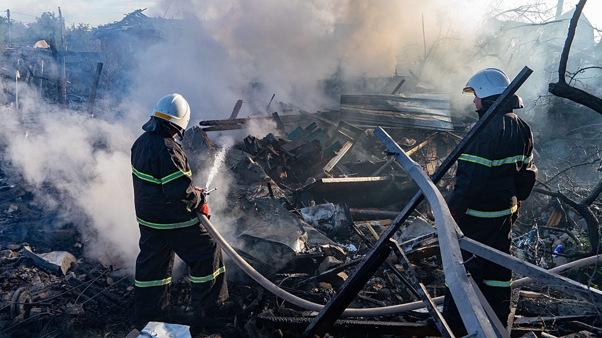 Kyiv mayor says Russian strikes are 'tearing the capital apart' as bridge closures gridlock traffic