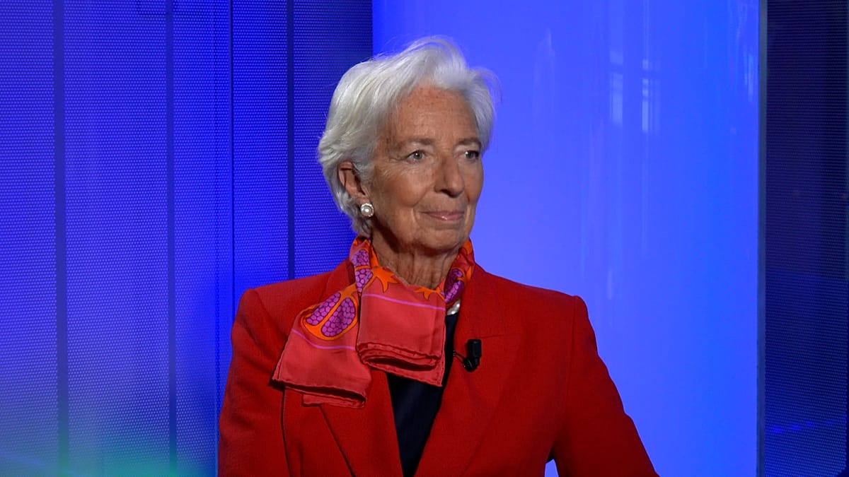Lagarde Denies Candidacy as French Presidential Race Intensifies