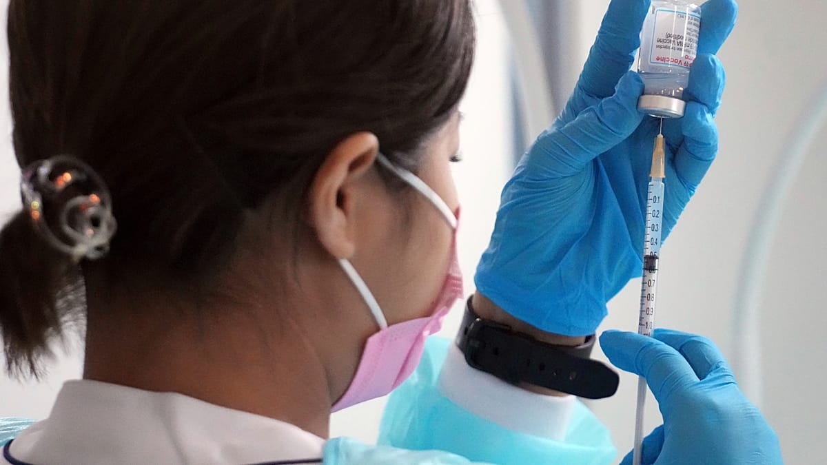 Lancet Review of Billions of mRNA Doses Confirms Safety and Efficacy