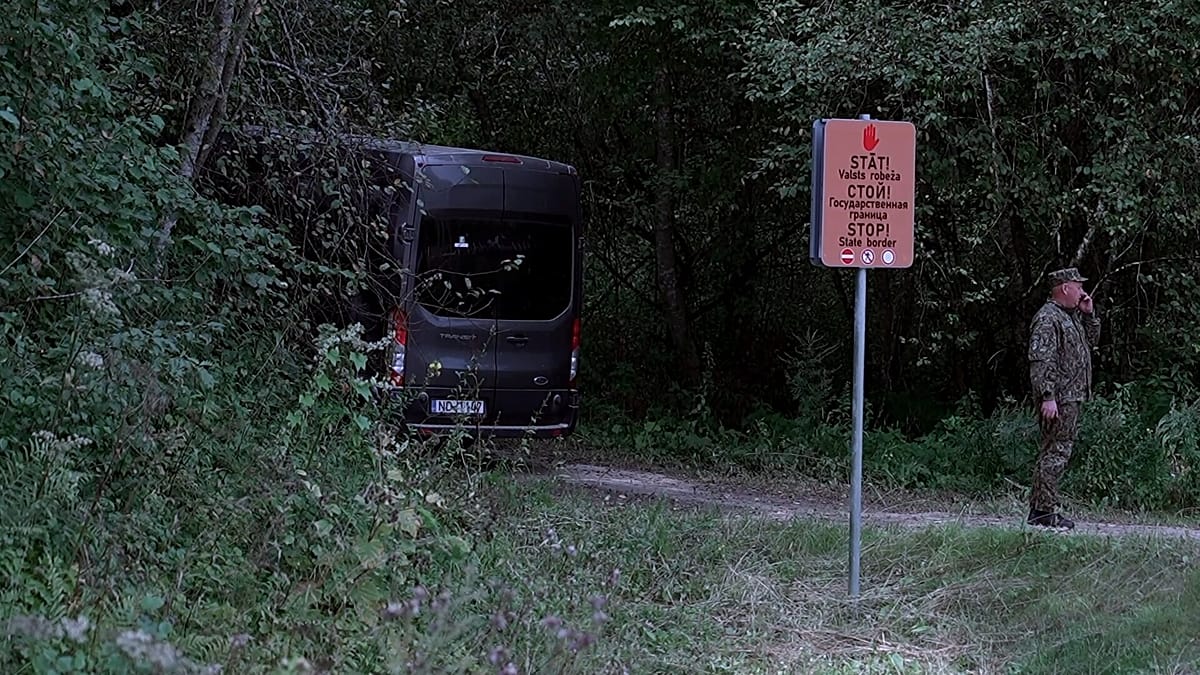 Latvia seeks broader border guard powers after armed migrant incursions