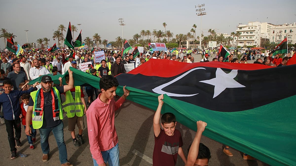 Libya protests over power cuts escalate into calls to oust rival governments