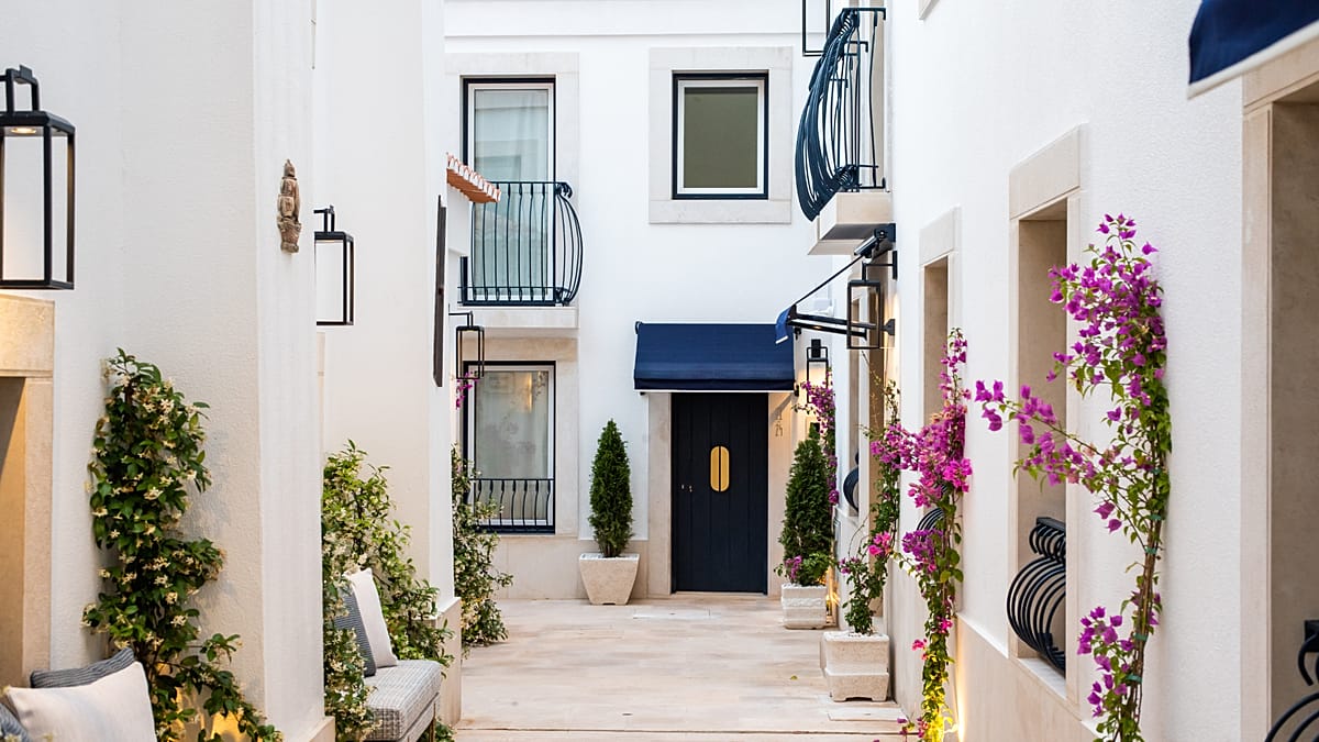 Lisbon's Villa Dorothéa: a village-like hotel in Lapa with rooftop rituals