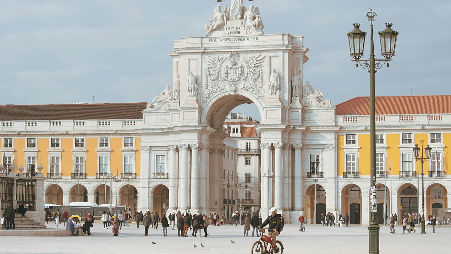 Lisbon Tops Global Expat Livability Ranking as European Cities Dominate