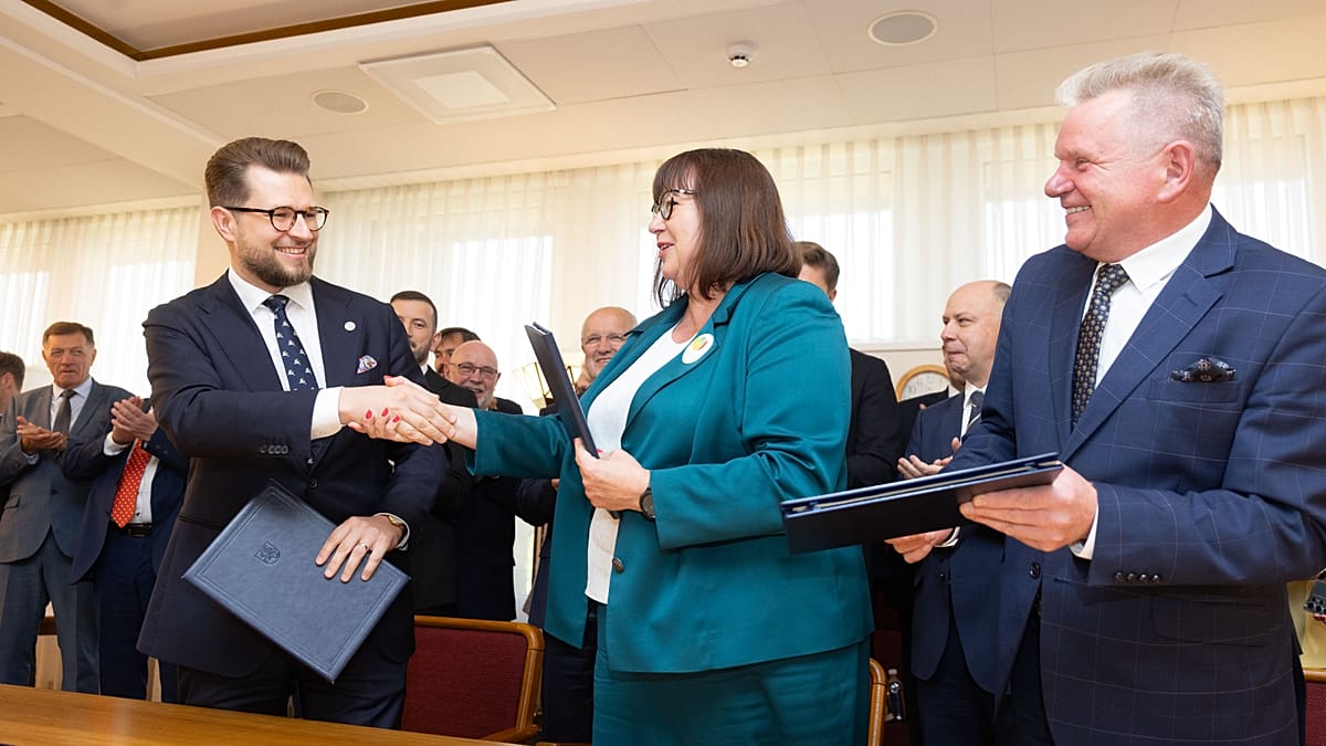 Lithuania’s Social Democrats Forge New Coalition After Populist Split