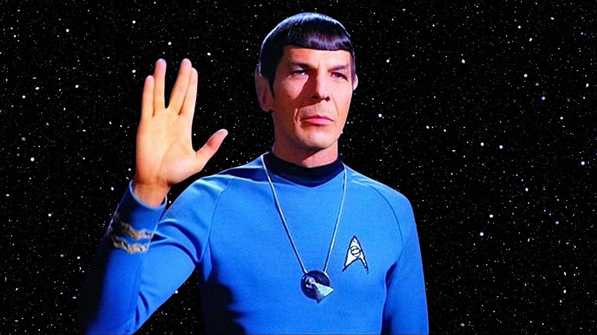 London Science Museum aims for Vulcan salute world record on Star Trek Day