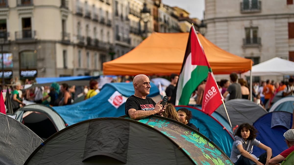 Madrid's Puerta del Sol becomes protest camp as housing crisis deepens