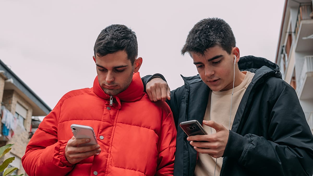 Manosphere's harm to boys and men demands public health response, Lancet report says