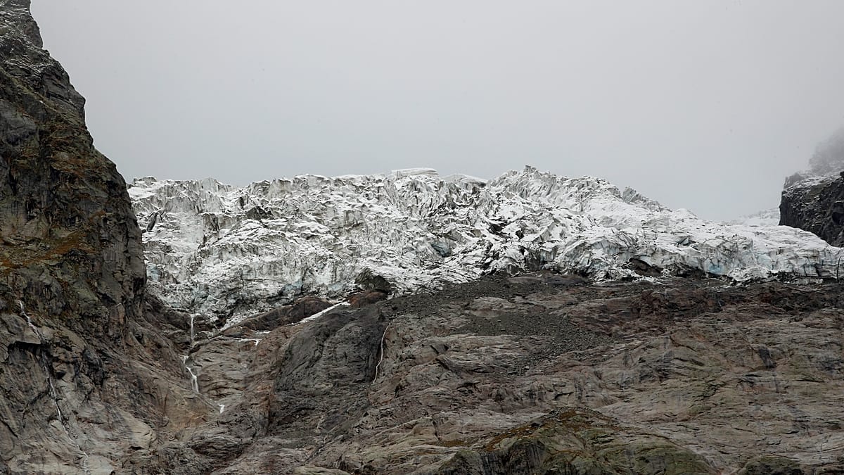 Marmolada's shrinking ice and thawing permafrost signal a fragile Dolomites