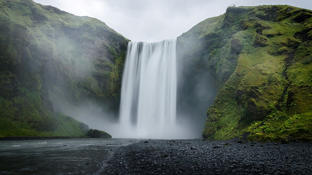 Maximising Layovers: A Guide to Airline Stopover Programmes for European Travellers