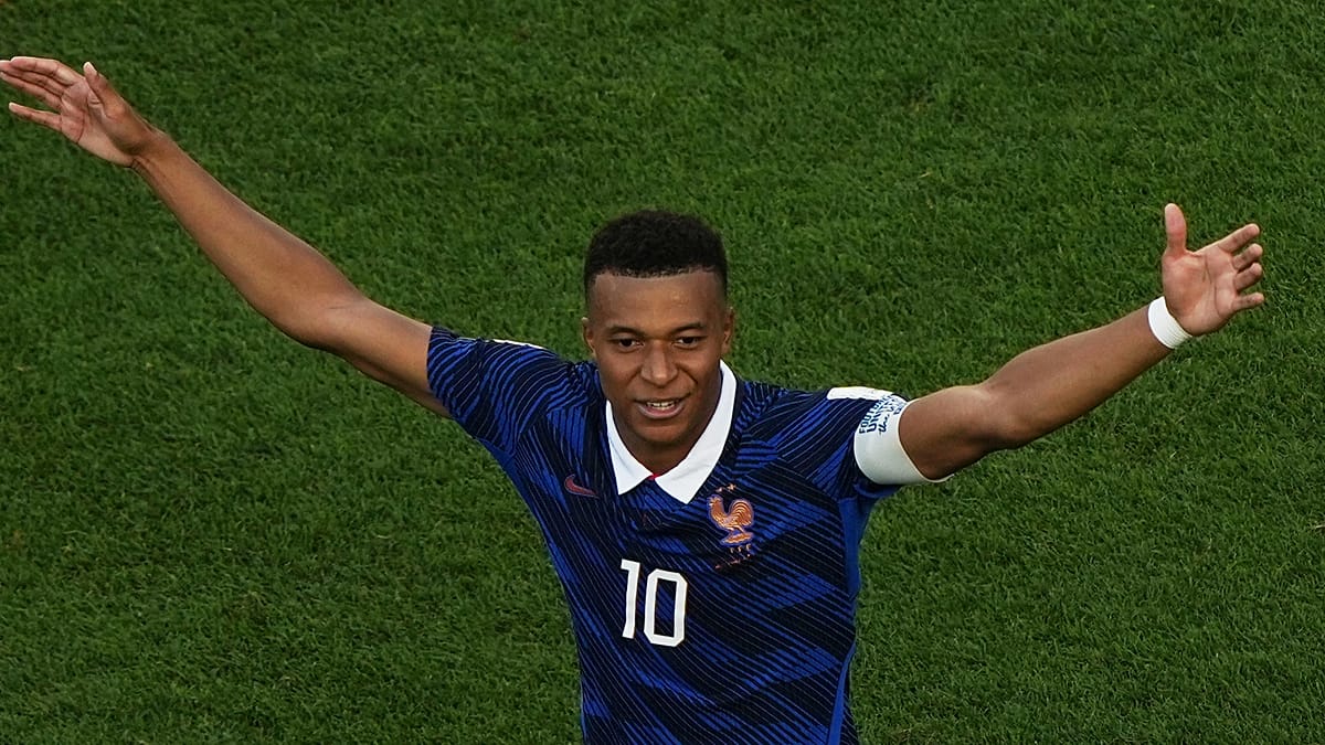 Mbappé Condemns Paraguayan Senator's Racist Remarks After World Cup Match