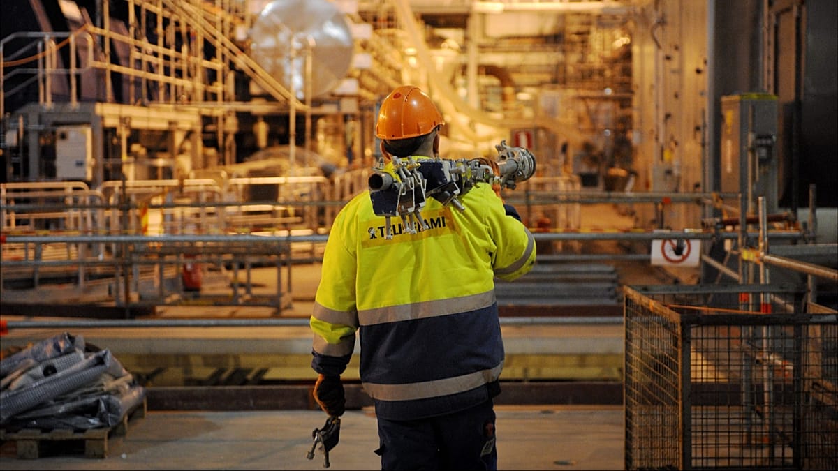 Middle East Conflict Threatens Up to 1.3 Million EU Jobs, Commission Warns