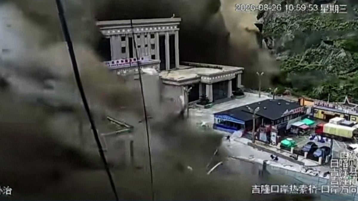 Mudslide engulfs Gyirong border hub after Nepal floods