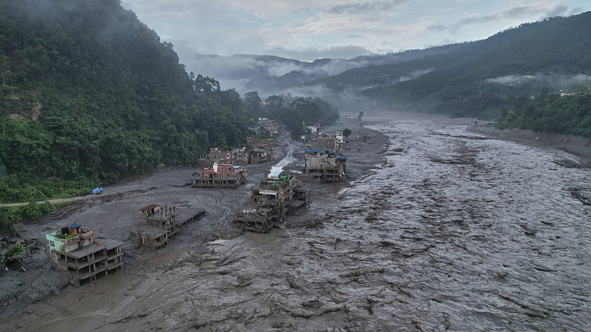 Nepal issues fresh flood alerts as death toll surpasses 750