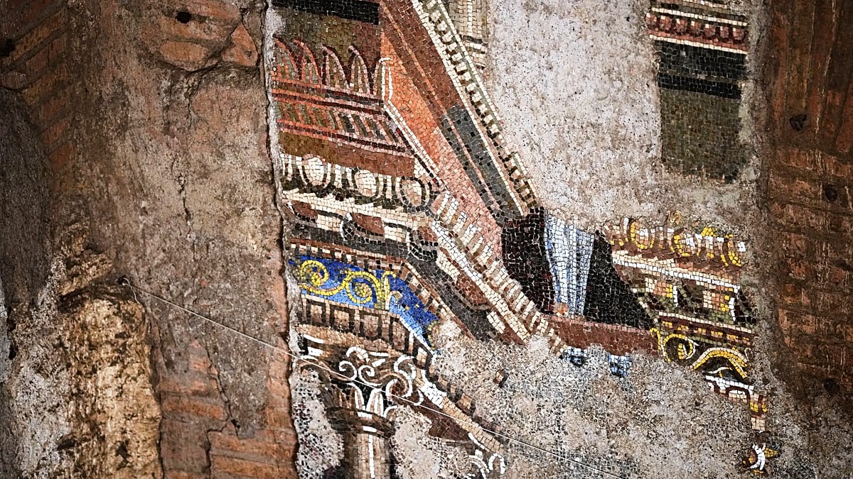 New museum inside Trajan's Baths unveils ancient Roman mosaic and city fresco