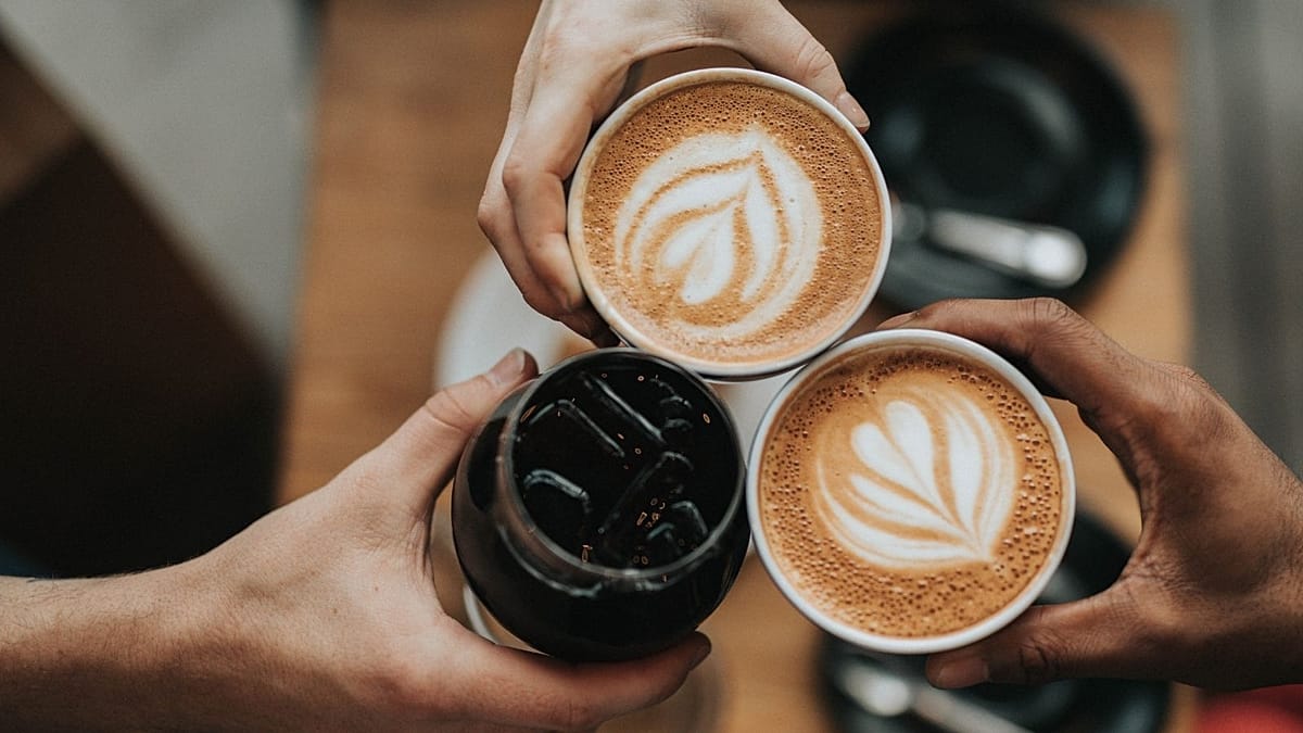 New Review: Up to Five Daily Cups of Coffee Safe for Heart Health