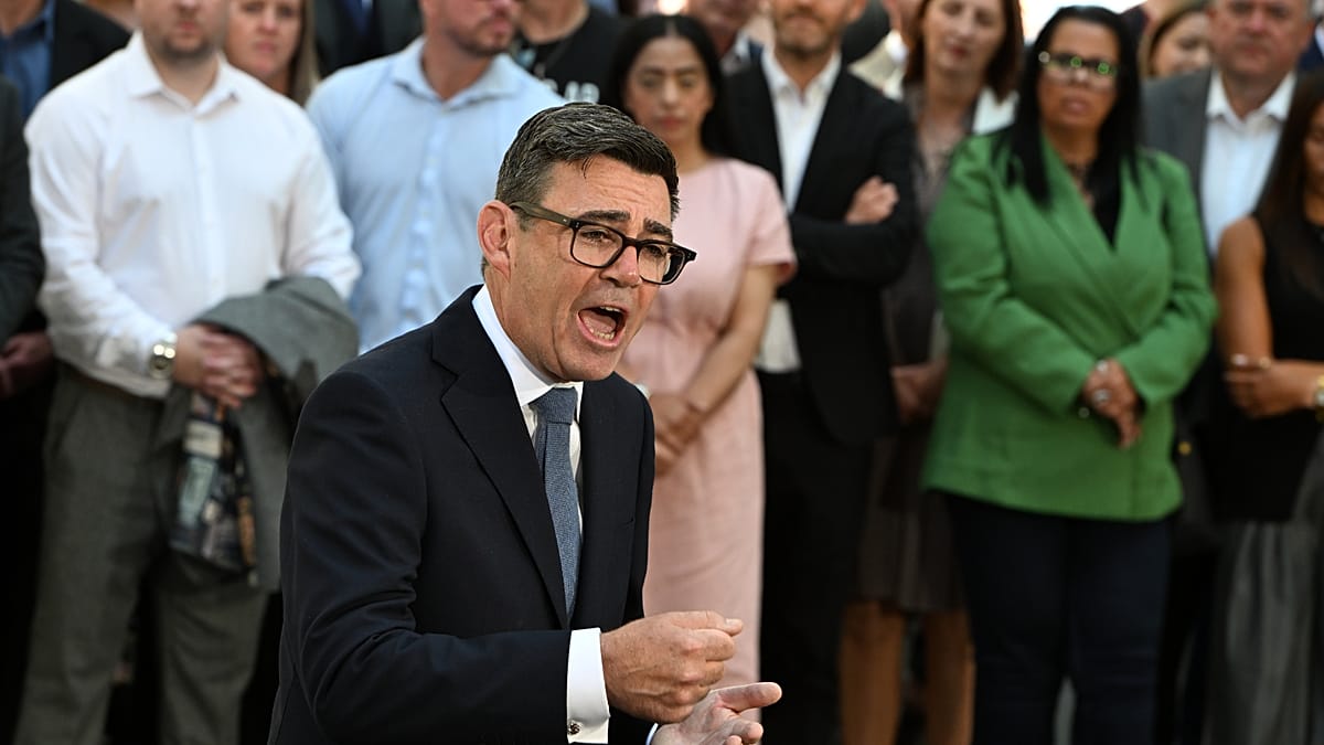 New UK PM Burnham Cuts Electricity VAT and Caps Bus Fares in Cost-of-Living Push
