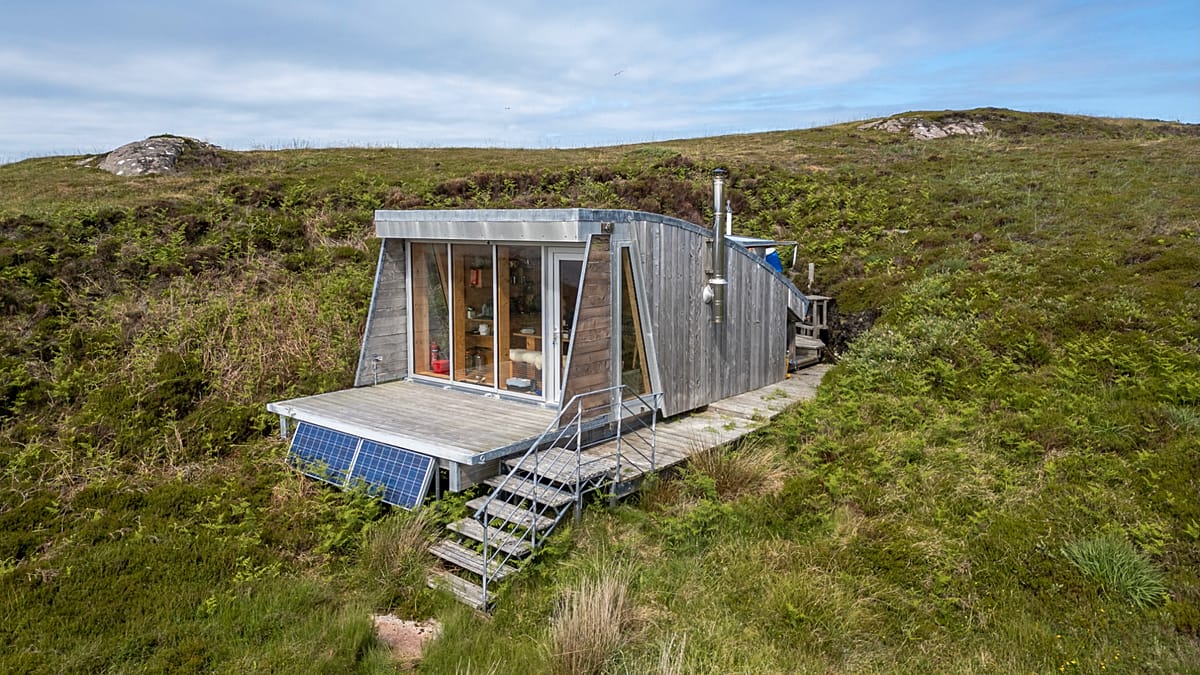 Off-Grid Scottish Island with Cabin Hits Auction at €405,000