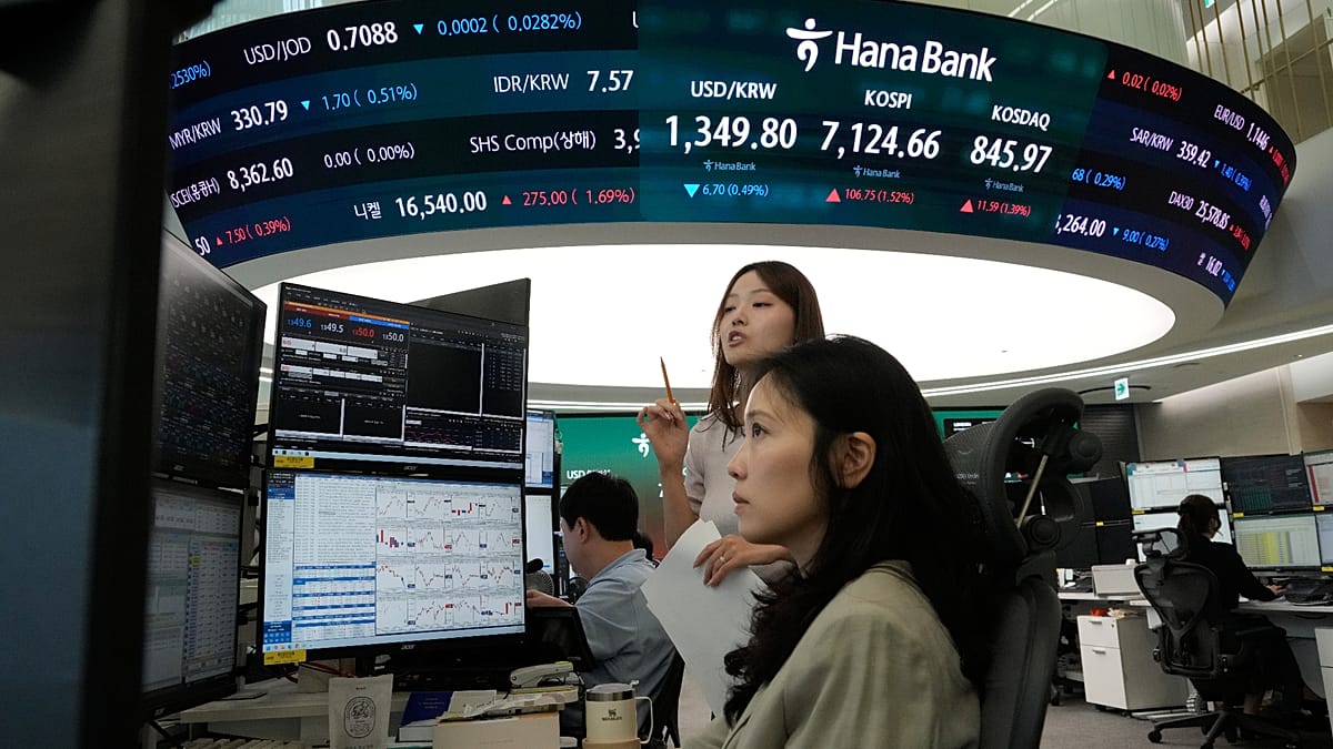 Oil surges as Trump rejects Iranian truce, deepening supply fears