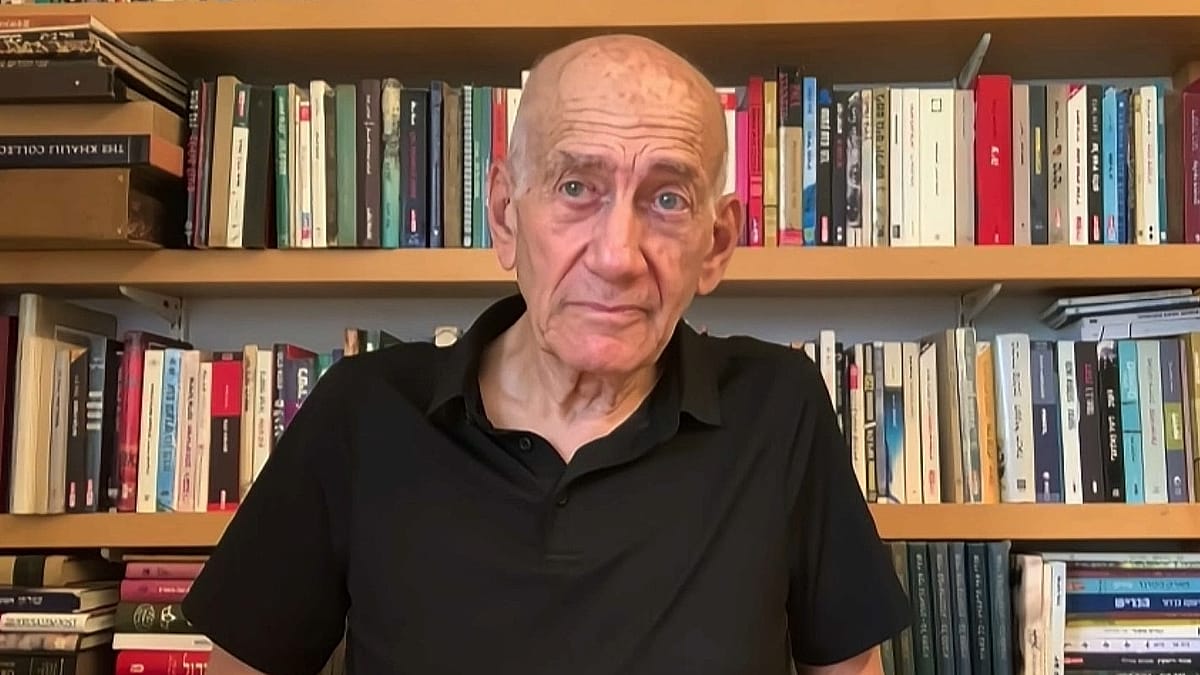 Olmert: Israel's election is a battle for the country's future