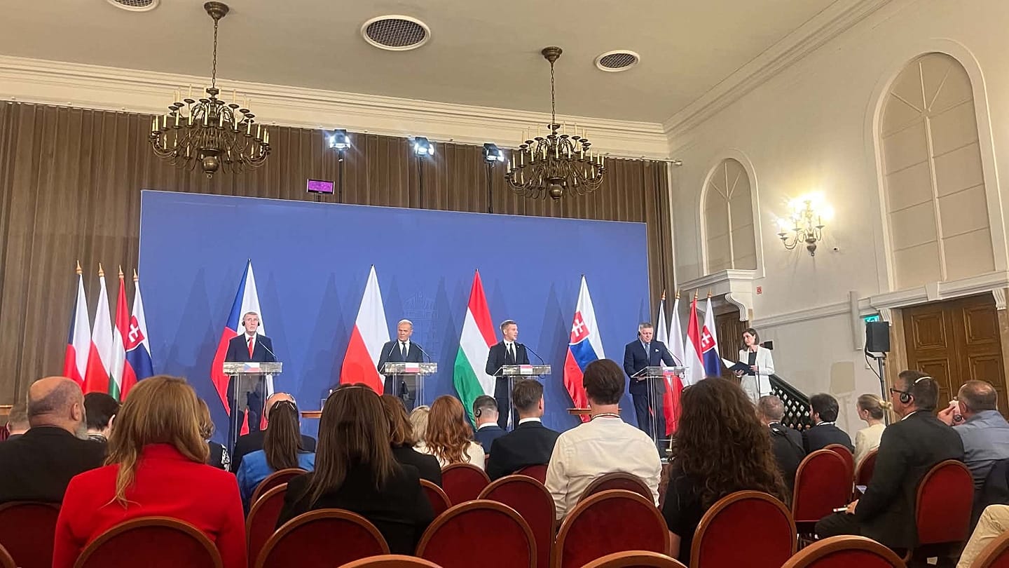 Péter Magyar Revives Visegrád Four with Tusk's Endorsement