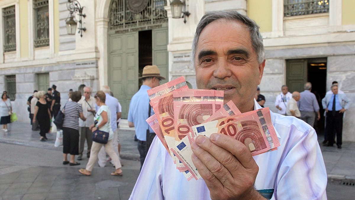 Poland and Portugal Lead Europe in Real Income Growth as Major Economies Stagnate