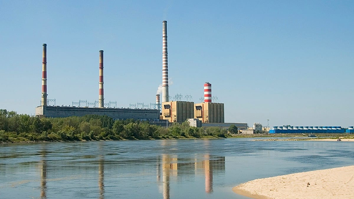 Poland's coal plants falter as Vistula drought exposes fossil fuel fragility
