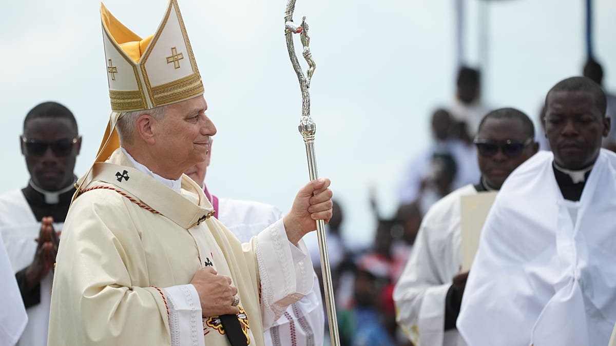 Pope Leo XIV Arrives in Angola to Address Corruption and Poverty Amid Africa Tour