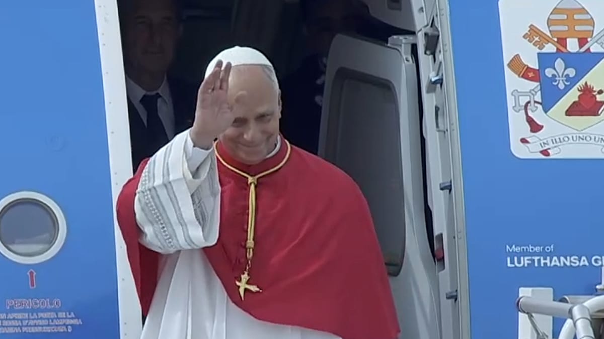 Pope Leo XIV Begins First Apostolic Visit to Spain Since Election