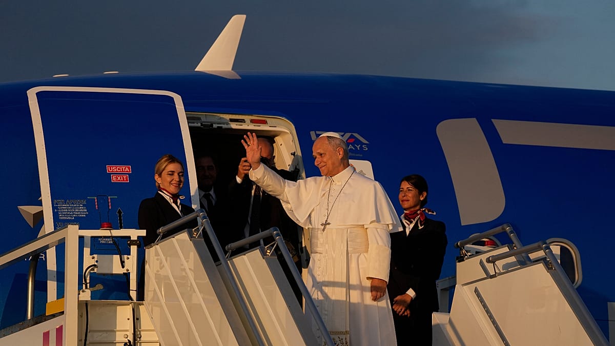 Pope Leo XIV concludes historic France tour in Metz