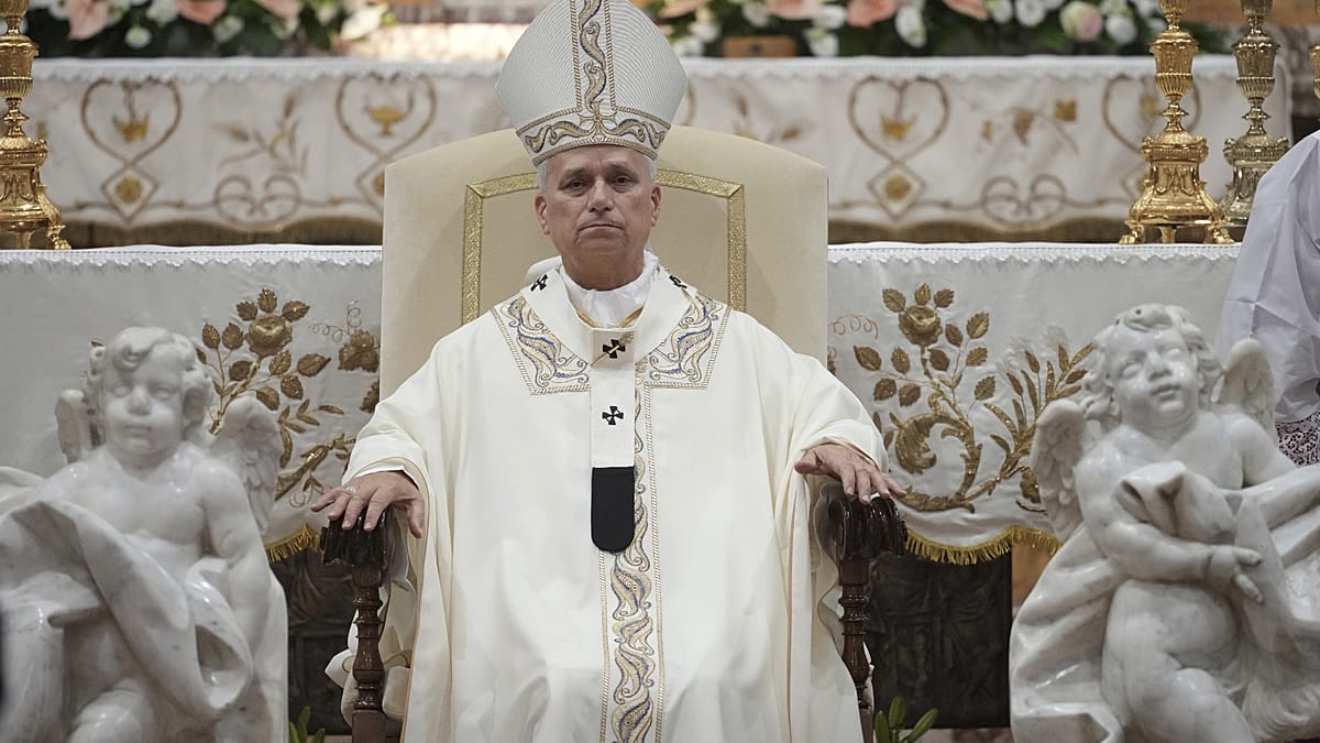 Pope Leo XIV's first official visit to France draws massive crowds in Paris
