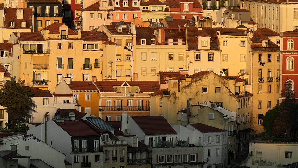 Portugal leads EU house price surge in second quarter