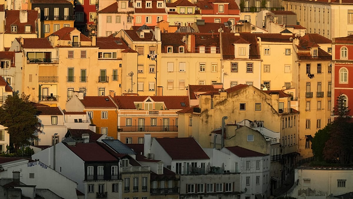 Portugal's one-bedroom rents now exceed the minimum wage by €200