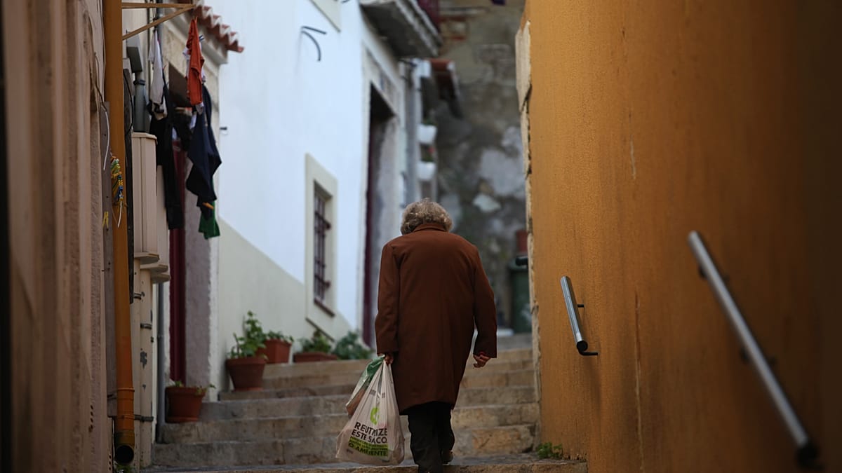 Portugal's pension surplus masks looming crisis, report warns
