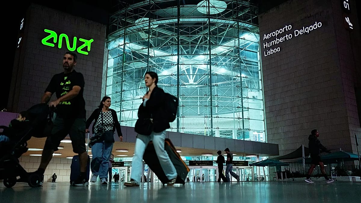 Portugal to Deploy 340 Extra PSP Officers at Airports to Ease Summer Queues