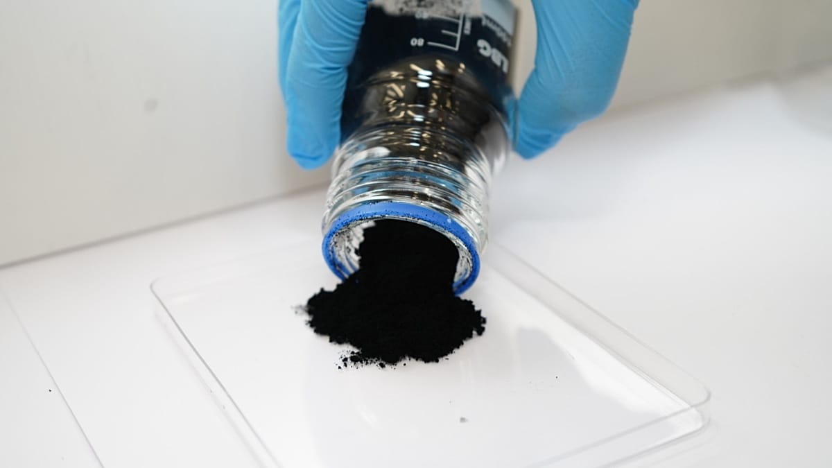 Portuguese Graphene Coating Could Make Drones and Jets Invisible to Radar