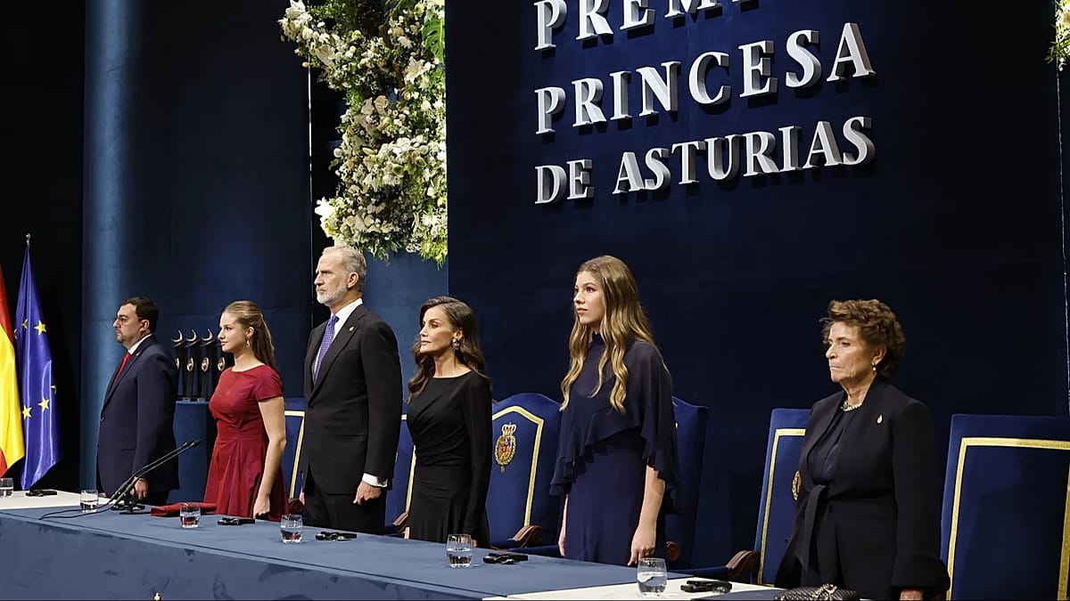 Princess of Asturias laureates rally against despair in Oviedo
