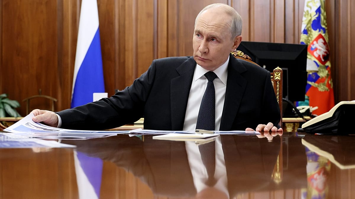Putin expropriates five more European firms in Russia asset crackdown