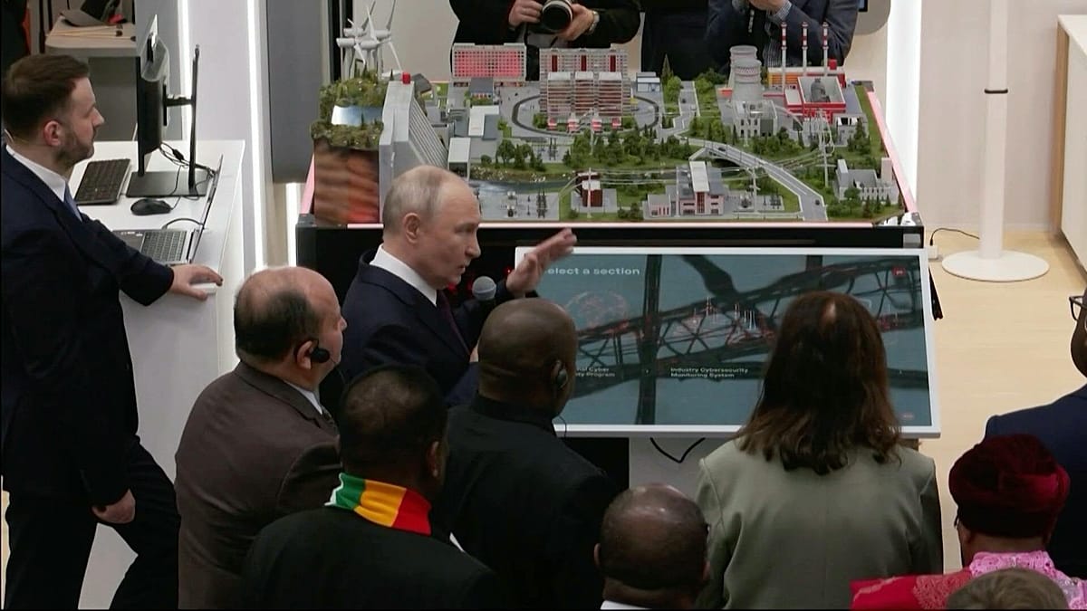 Putin hails Musk as 'genius' while Russia races to build Starlink rival