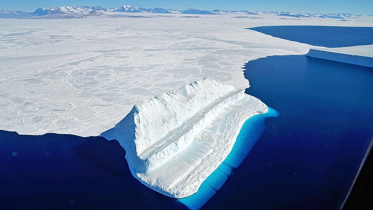 Rare midwinter Antarctic rescue airlifts American to New Zealand hospital