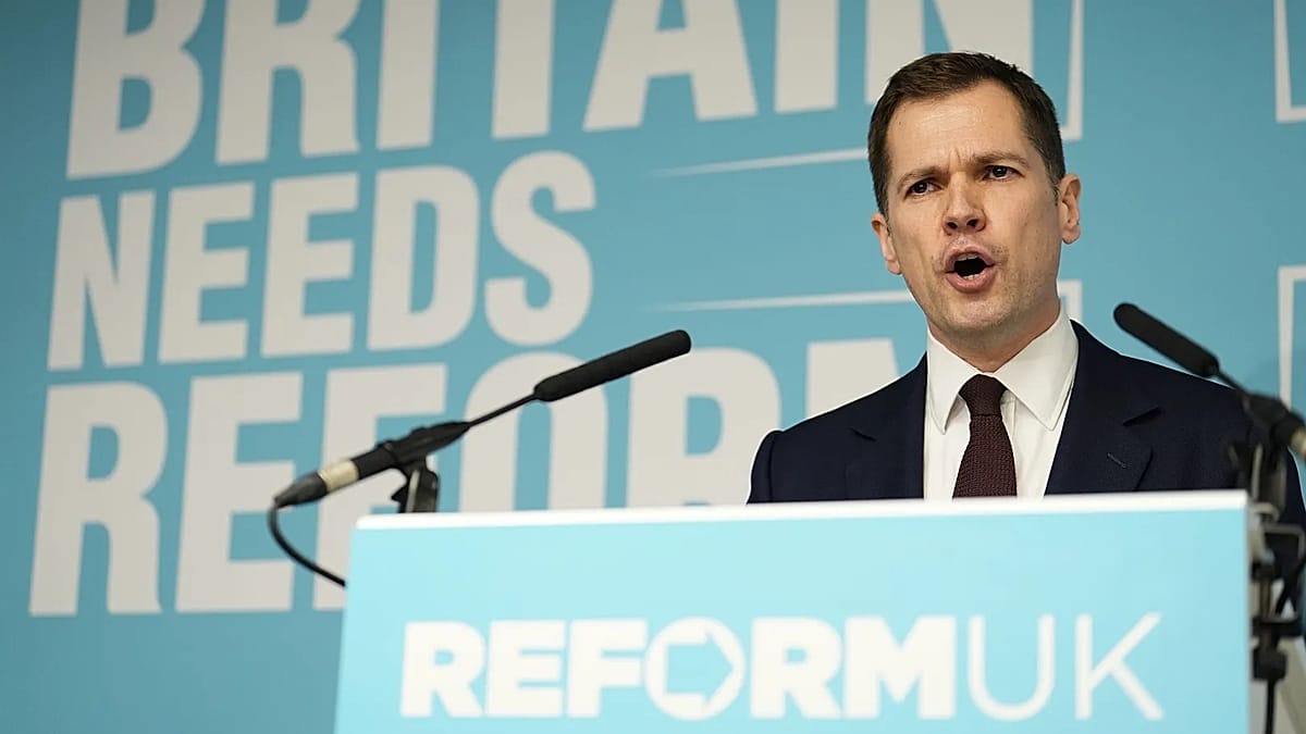 Reform UK vows to cut benefits for all non-citizens, including EU nationals