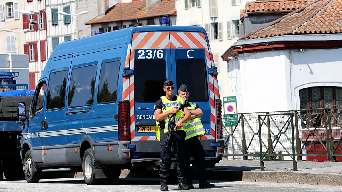 Renoir Museum heist: thieves drop one of four stolen works