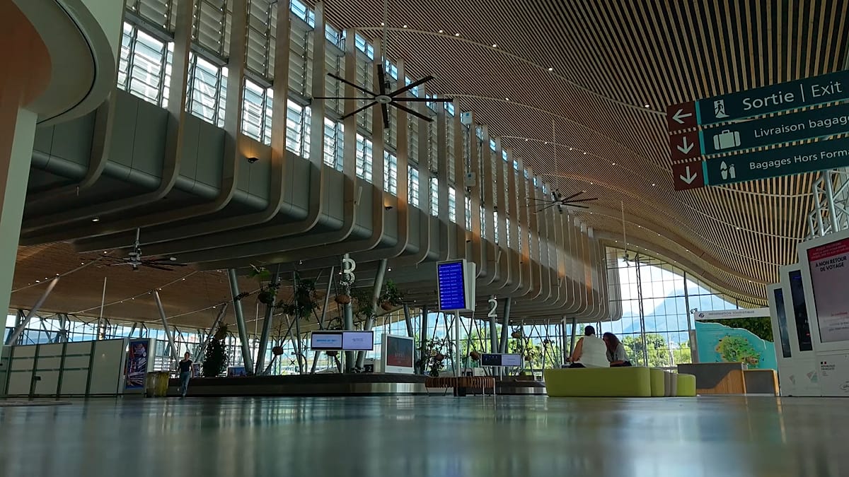 Réunion Airport Opens World's First Bioclimatic Terminal in the Tropics