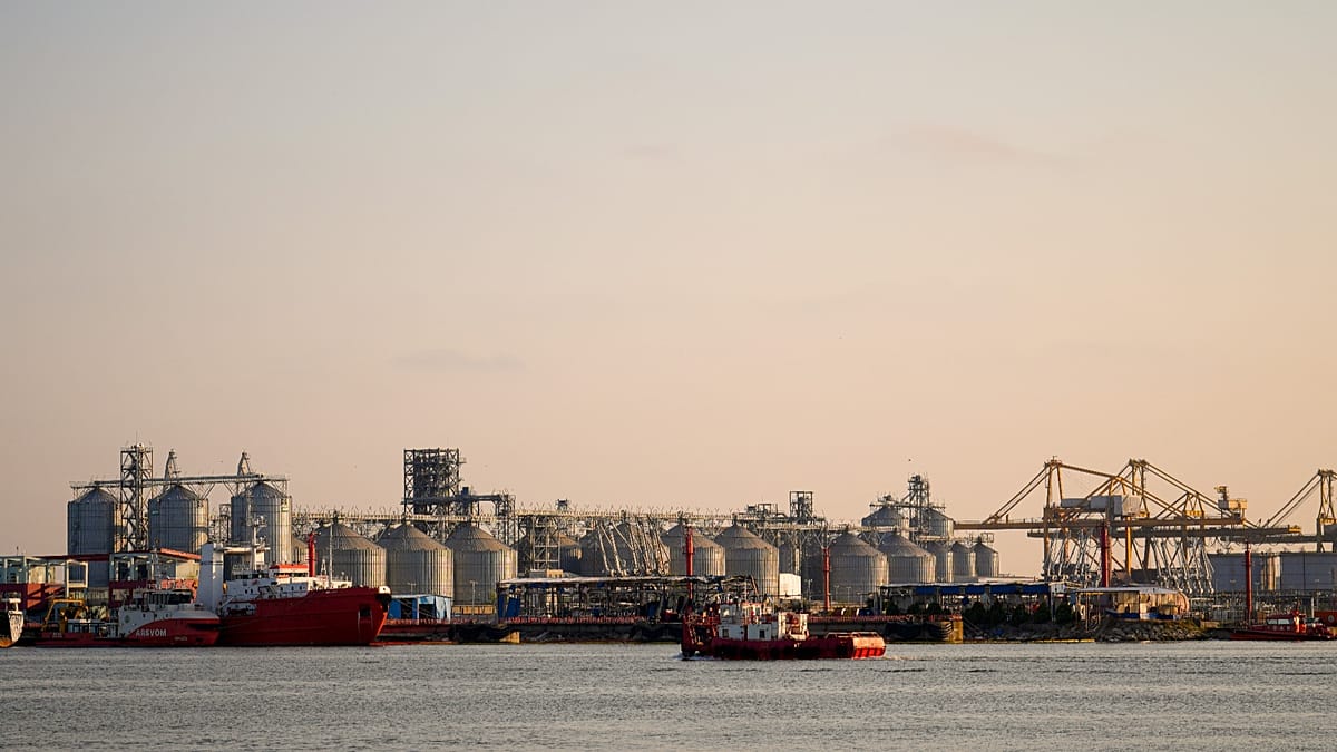 Romania investigates suspected drone strike on tanker in Black Sea waters