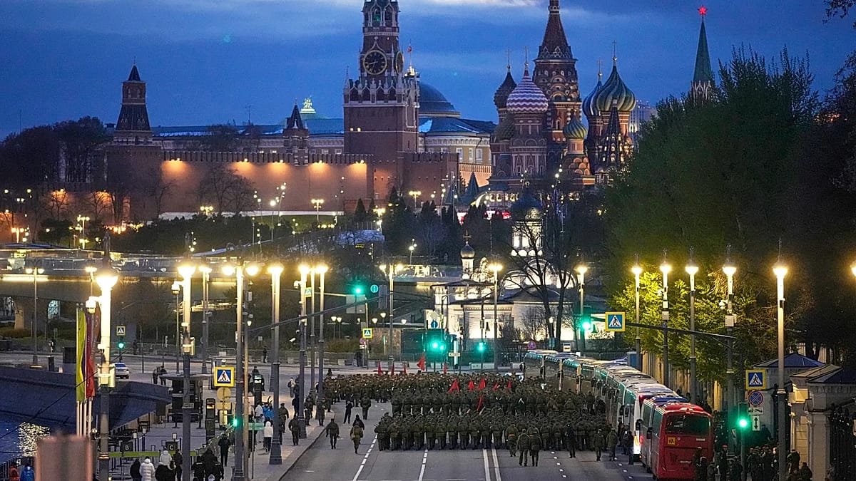 Russia and Ukraine Announce Competing Ceasefires Ahead of Victory Day
